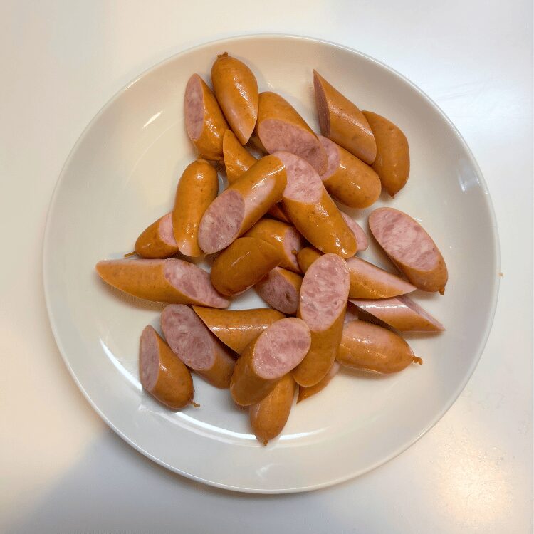 ベーコンの代わりにウインナーを使用