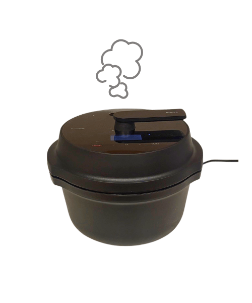 オートクッカービストロから蒸気が出て調理をしている