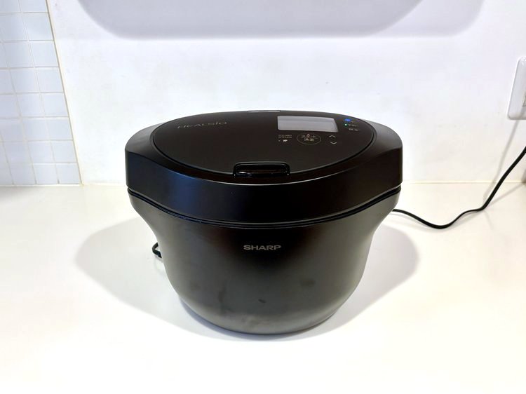 予約をセットした出勤前のホットクック本体