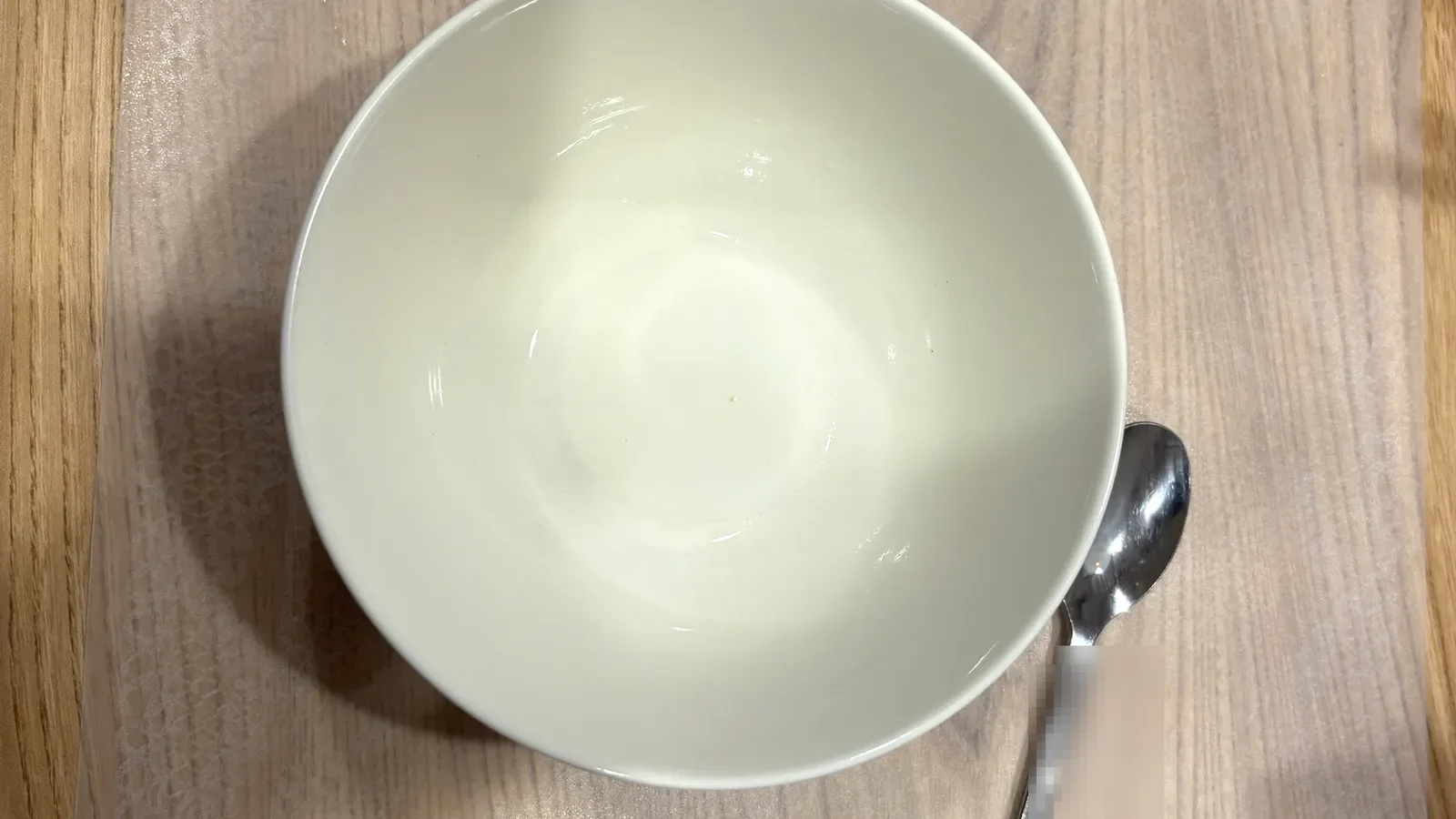 食べ終わったシリアルの器